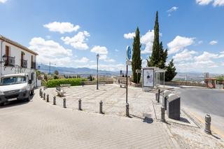 Chalet  Pl. de san cristóbal, 5. Casa en el albayzin con licencia turística