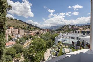 Haus in Bola de Oro. Casa con vistas increíbles en el paseo de la fuente de la bicha