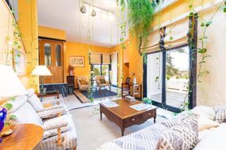 Xalet  Calle zorahaida 8. Exclusiva vivienda en el serrallo con jardín, apartamento indepe