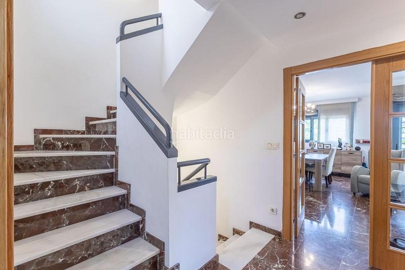 Foto c07f8802-e440-4996-aa59-0d99d0d2bcd7. Casa adosada exclusivo adosado vistas, luz, diseño y confort total en Armilla