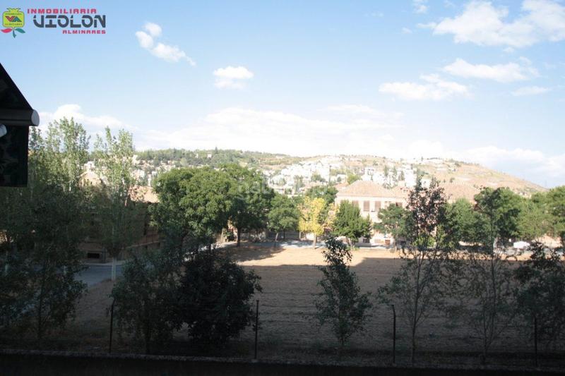 Foto 6c6a0a06-8f7c-453e-a95e-24aad960520c. Alquiler piso apartamento amueblado en alquiler en zona alminares, calefacción central, comunidad incluida. en Granada