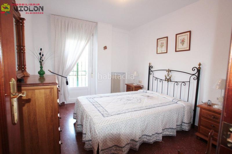 Foto 6e593e34-0992-4c61-94b6-7b5a6d9313c9. Alquiler piso apartamento amueblado en alquiler en zona alminares, calefacción central, comunidad incluida. en Granada