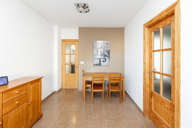 Foto c009a4b5-830e-4a10-ac27-8427d9ea002b. Piso  con piscina comunitaria! en San Cayetano Churriana de la Vega