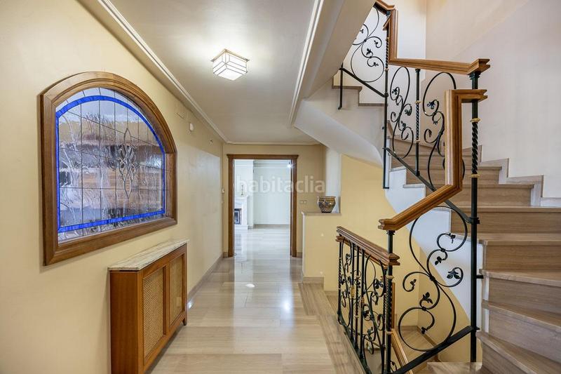 Foto 6da0ae00-b58a-490b-b5ad-b48327f4bdbc. Casa amb calefacció aparcament piscina a Crta. De la Sierra Granada