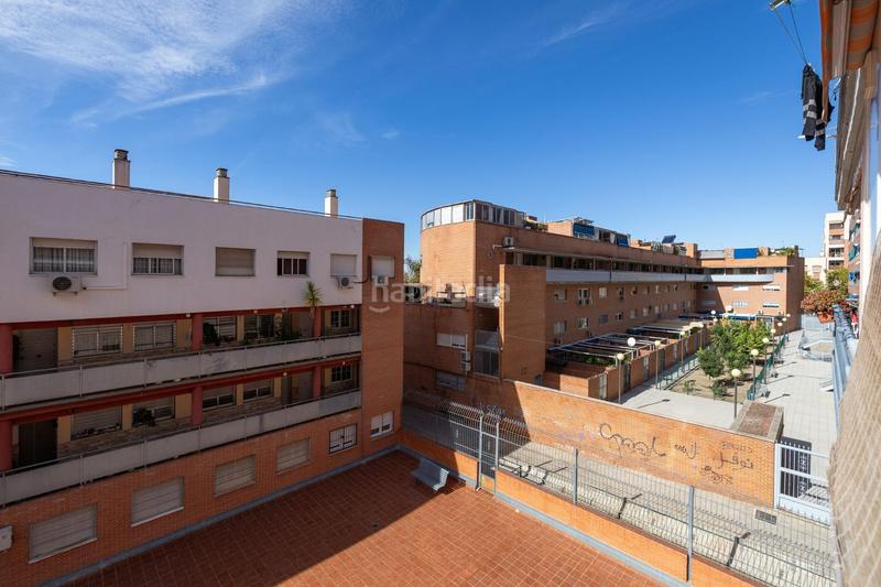 Foto 43e81cf8-30cf-4d96-9025-efe76403f377. Appartement avec parking dans Joaquina Eguaras Granada