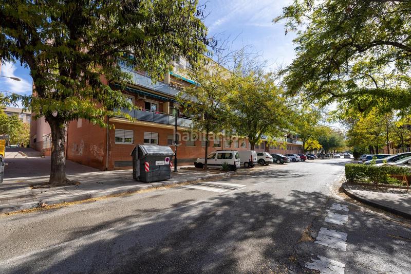 Foto 4a32bbee-3440-43e0-a654-e5fa3f460951. Appartement avec parking dans Joaquina Eguaras Granada