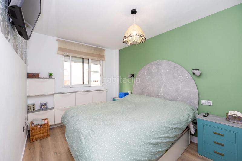 Foto ce13edf1-36d3-40ac-a105-3a99974a782a. Appartement avec parking dans Joaquina Eguaras Granada