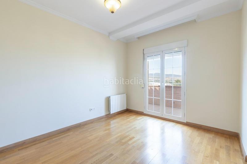 Foto 610eb48e-fab2-4cc0-8d44-6e54460c42c7. Reihenhaus mit heizung parking pool in Camino de los Neveros - Serrallo Granada