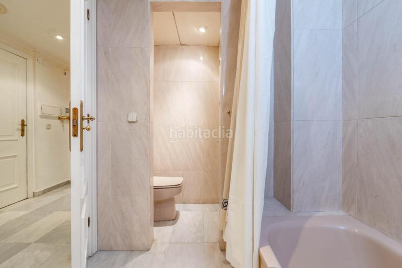 Foto 8ba573b9-3c19-45dd-96d1-912e25b860f7. Appartement avec chauffage parking dans Centro - Sagrario Granada