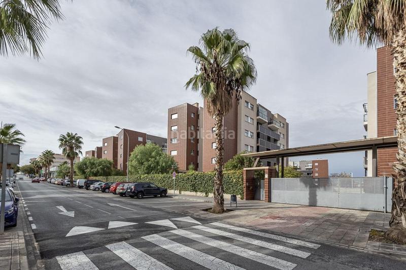 Foto bc770bbe-a979-4ce4-8347-668d5d76bf39. Pis amb aparcament piscina a Carretera de Granada-La Alcazaba Alhendín