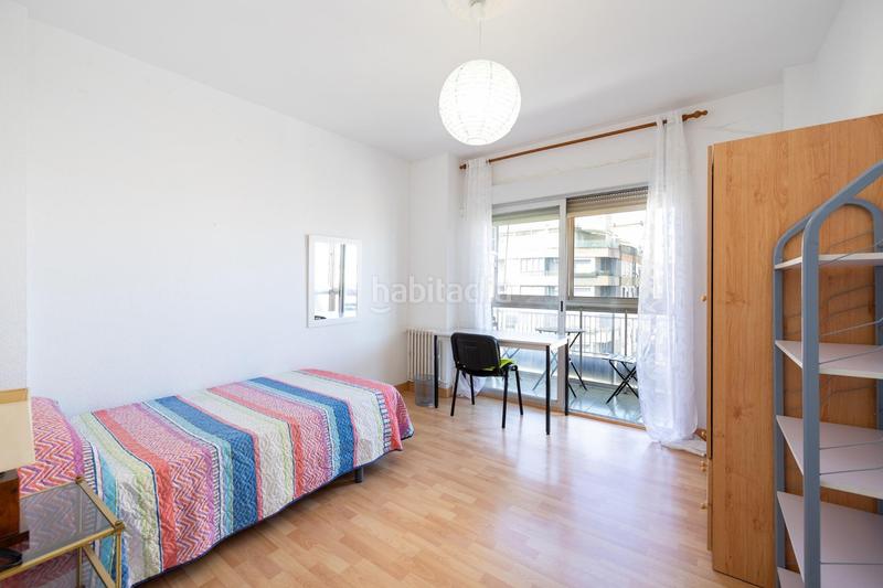 Foto 7680b8ca-36ef-4bab-b1ac-ab3180d55e99. Flat with heating in Camino de Ronda Granada