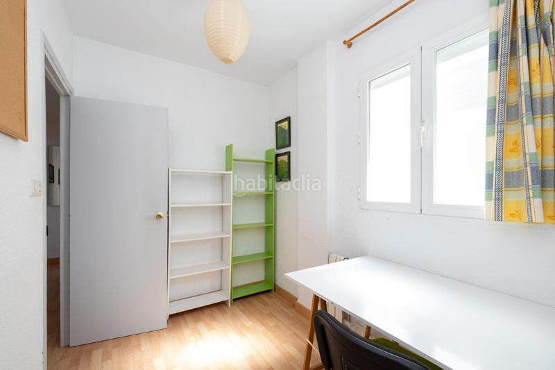 Foto c50901d4-f877-4cfb-a7b1-9301d5a16abd. Flat with heating in Camino de Ronda Granada