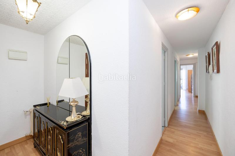 Foto f3677516-4332-462f-87c0-4f481c56daa4. Flat with heating in Camino de Ronda Granada