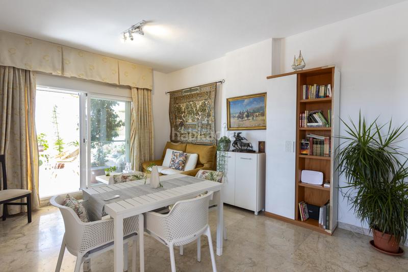 Foto c6023c91-a572-49a9-9b09-78376cad313d. Penthouse with parking pool in Playa de Granada Motril