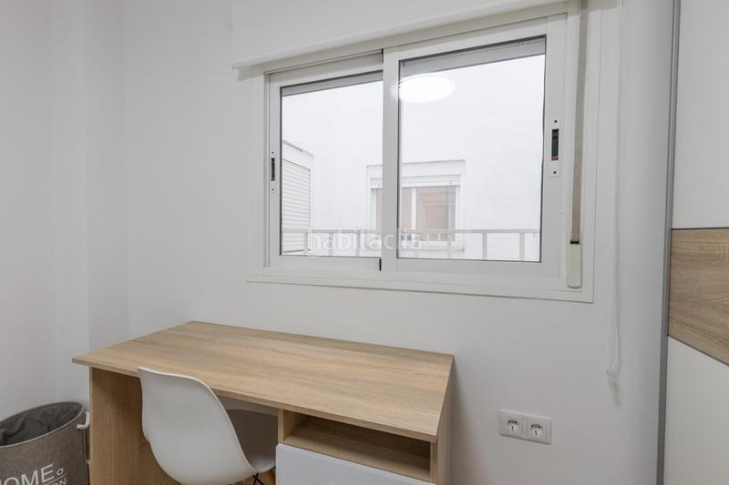 Foto cc9bd4d1-2fc5-4ccc-b7f8-b43d0d11e4a9. Flat in Camino de Ronda Granada