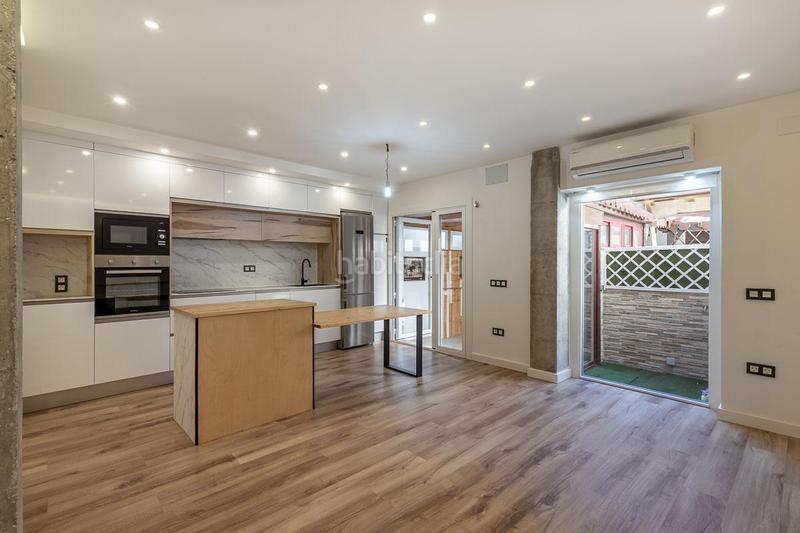 Foto 6fb9f0d8-2c9f-4638-8577-5e5f064af2de. Pis amb calefacció aparcament piscina a San Antón Armilla