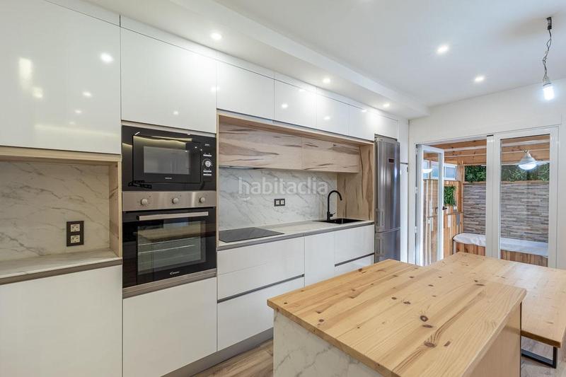 Foto b3e77566-9160-492d-bf7e-e885ece731b8. Pis amb calefacció aparcament piscina a San Antón Armilla