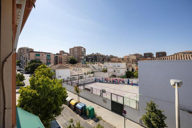 Foto 92b6f817-066b-4125-9d44-5d9955def76c. Flat in Barrio de Zaidín Granada