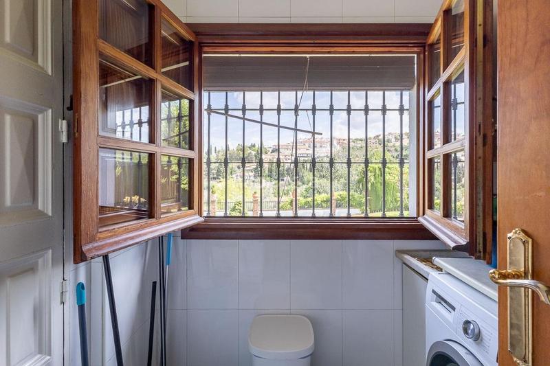 Foto 84bd92a4-3848-4216-a90f-9095bc215c1e. Casa amb calefacció aparcament piscina a Barrio de la Vega Monachil