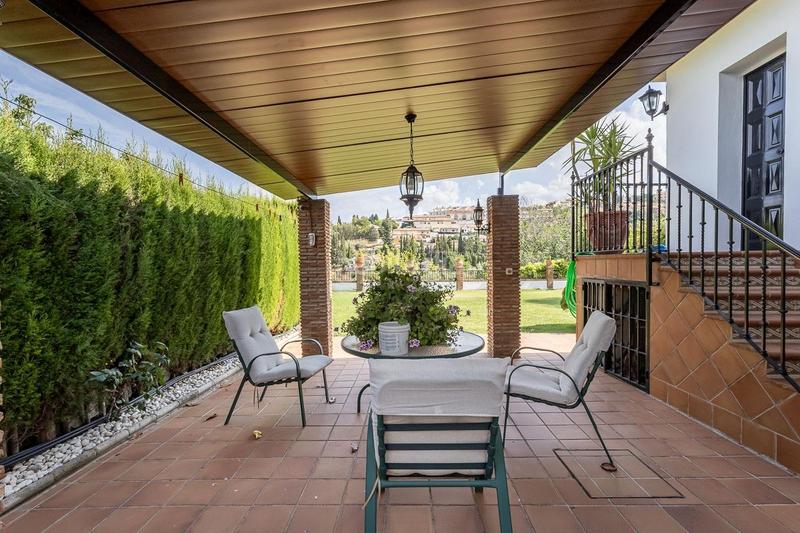 Foto c99bafb8-9732-4112-88f5-a2be97269f26. Casa amb calefacció aparcament piscina a Barrio de la Vega Monachil