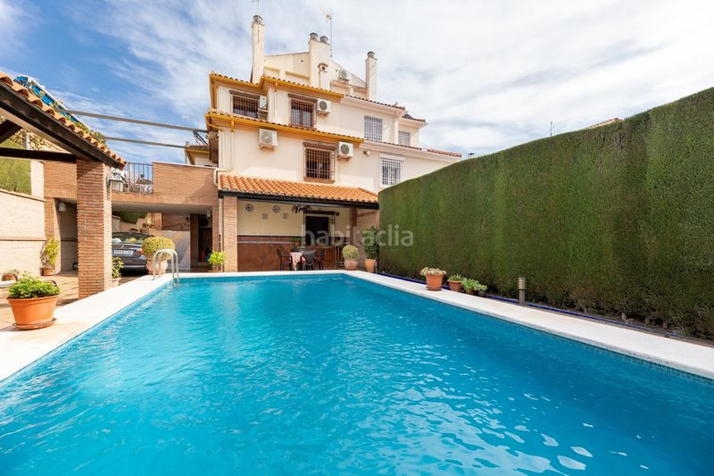 Foto 7abe624b-3389-4390-a735-78ec44b733d8. Casa adosada vivienda pareada en monteluz en Peligros