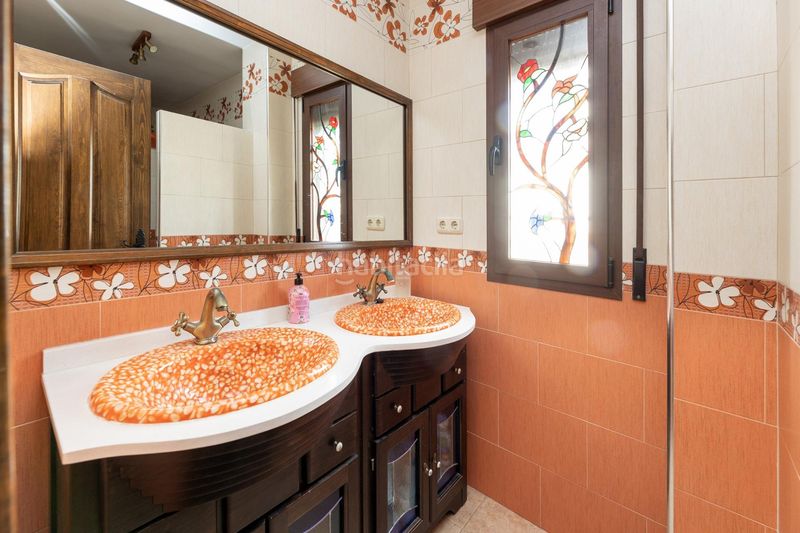 Foto e48462fc-f4ef-4484-b4ab-4802e6259e8e. Casa adosada vivienda pareada en monteluz en Peligros