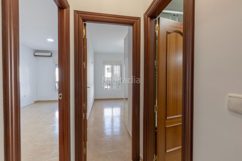 Foto d7900b12-38bd-41e5-8c8e-124bd081b6ec. Pis a Ayuntamiento Alhendín