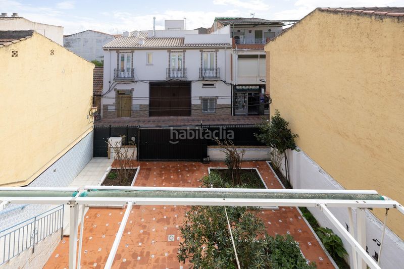 Foto 732577ae-3a2b-4d1a-bc3e-e2c2a7dbf392. Casa amb aparcament a San Antón Armilla