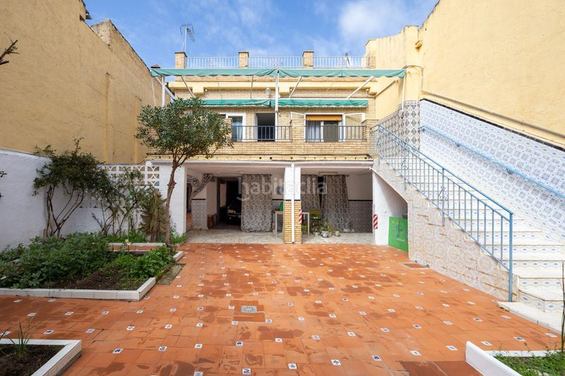 Foto 831cd1af-c625-4bf2-8dd4-f0b35c3a425b. Casa amb aparcament a San Antón Armilla