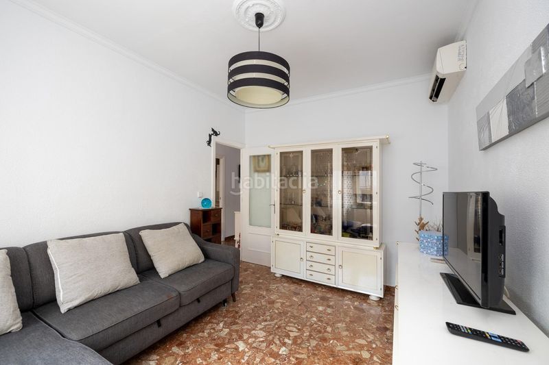 Foto f32a972d-b2c5-4f29-a259-ba913f4ec1f1. Casa amb aparcament a San Antón Armilla