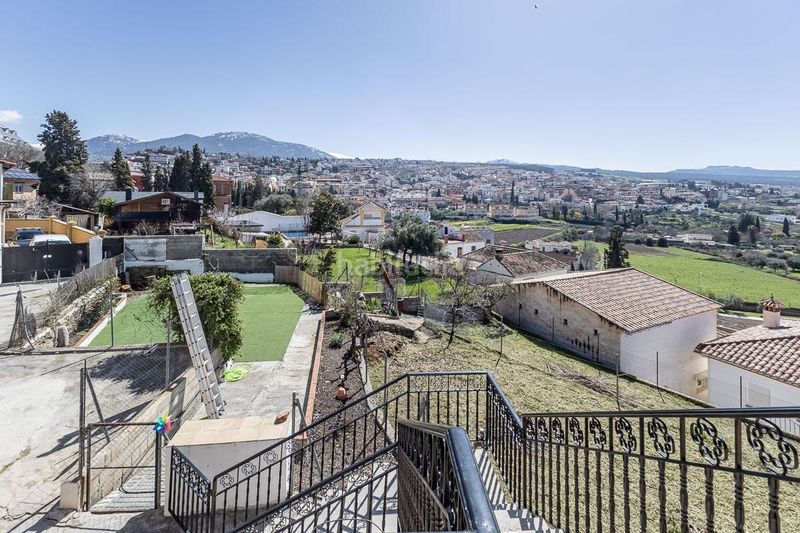 Foto 0479c364-7e0e-43e8-b0e1-5b841d325381. Casa amb aparcament a Barrio de la Vega Monachil