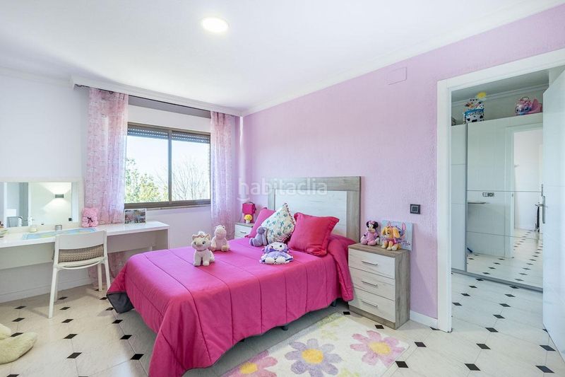 Foto 04da203f-f61b-4622-a47c-194cf5707c02. Casa amb aparcament a Barrio de la Vega Monachil