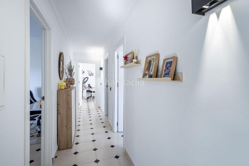 Foto 35761254-1d2b-4d73-a439-5ff496c2b647. Casa amb aparcament a Barrio de la Vega Monachil