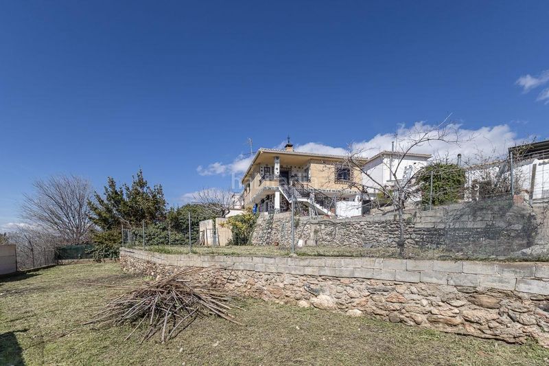 Foto 522b32ac-4a8c-45a9-8a2f-b1e2acfe898d. Casa amb aparcament a Barrio de la Vega Monachil