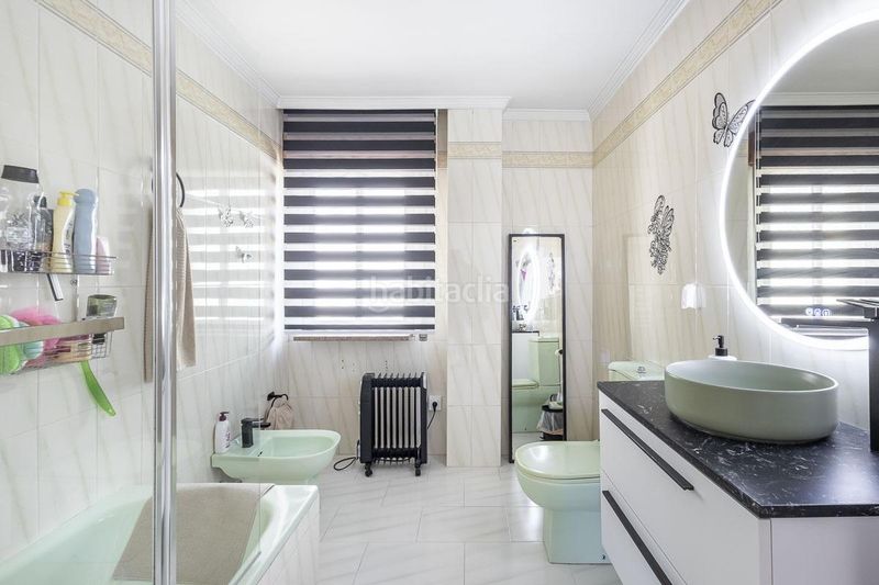 Foto 6a4257e2-0bca-49b5-853a-68b5e3ae56e2. Casa amb aparcament a Barrio de la Vega Monachil