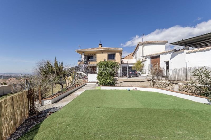 Foto 6c96e8fe-2d05-407b-8f8b-88be03851d0f. Casa amb aparcament a Barrio de la Vega Monachil