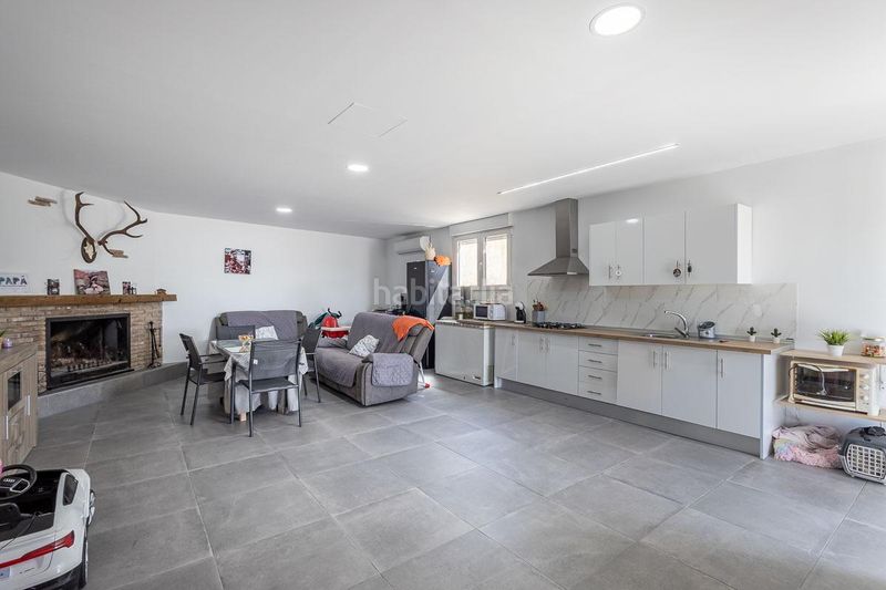 Foto b0d9b79c-3e9e-496e-8031-c59e199d5760. Casa amb aparcament a Barrio de la Vega Monachil