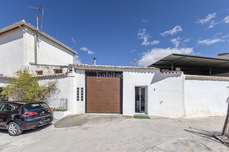 Foto d8da8664-d876-4e84-b7c6-e4b050bac438. Casa amb aparcament a Barrio de la Vega Monachil