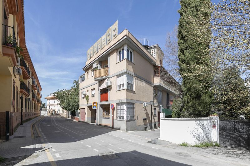 Foto 0d197d48-da03-41a4-8220-3ad2d9e0e9c7. Dúplex amb aparcament a Ogíjares