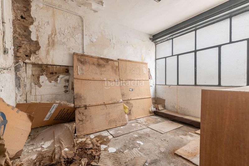 Foto 7245842b-675d-4334-a10a-b0c7ae82453a. Edificio en del pescado 5 edificio en venta junto al salón en Granada