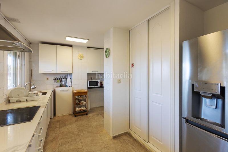 Foto 4b148791-40c7-42fc-aba7-b1d4cbdd1db0. Àtic amb aparcament piscina a Playa de Granada Motril