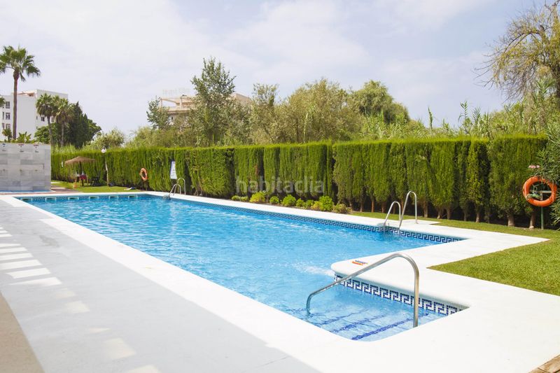 Foto 9ebfda2b-d87c-4e22-bfae-90d73a2b8dbb. Àtic amb aparcament piscina a Playa de Granada Motril