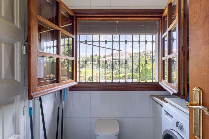 Foto 0ba3e234-d5a7-41ab-b5b5-ada830338a51. Casa amb aparcament piscina a Barrio de la Vega Monachil