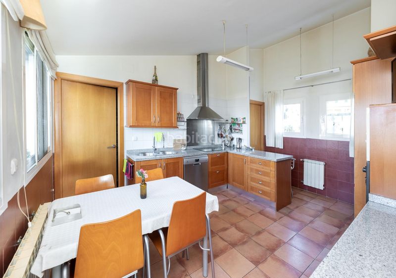 Foto a0c87322-eb86-4522-ad8a-040ae6872372. Xalet amb aparcament piscina a Cájar