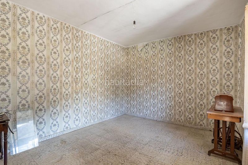 Foto 097d5aaf-db9e-42ed-80d7-a1e6d5315255. Casa amb aparcament a Monachil pueblo Monachil