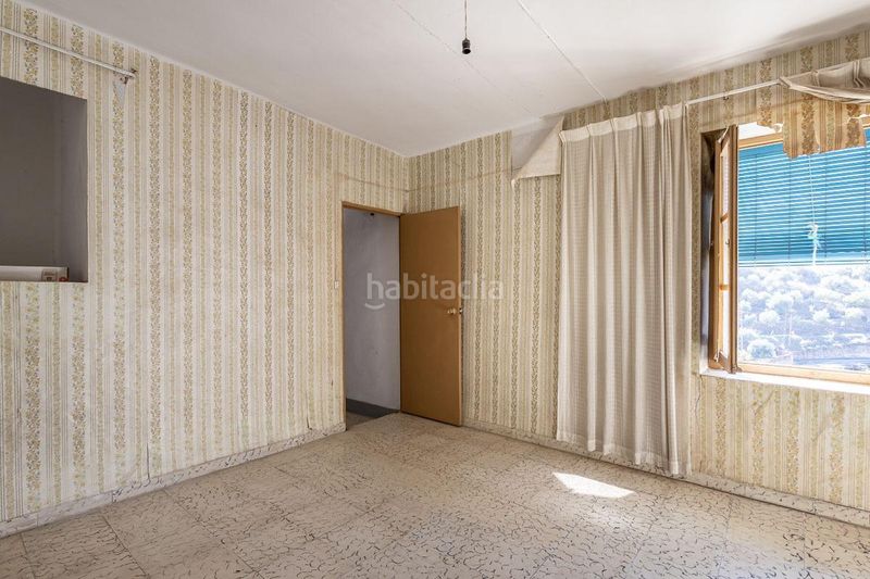 Foto 6cd5dc55-05f6-4296-ac34-e54c6296767f. Casa amb aparcament a Monachil pueblo Monachil