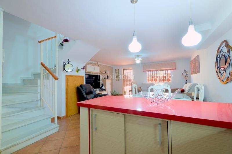 Foto f0944b65-6a71-48de-9045-e483cbb8cab0. Reihenhaus mit parking pool in Viña Málaga Torre del Mar