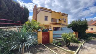 Casa aparellada a Cotomar. Hermoso pareado en la zona mas cotizada del rincon de la victori