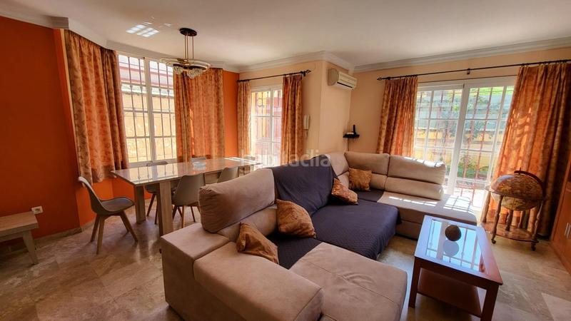 Foto f525aed3-b22a-4377-9386-207435710a93. Casa aparellada amb calefacció aparcament piscina a Rincón de la Victoria