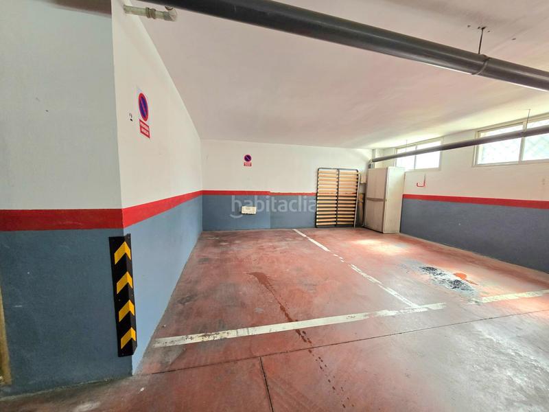 Foto 159c502b-8e43-48d4-8f1e-8f08c05e7a03. Appartamento con parcheggio in Parque Ayala - Jardín de la Abadía - Huelín Málaga